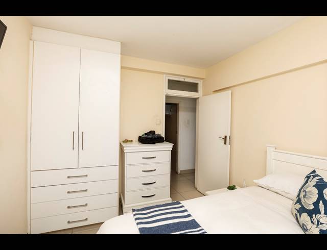 3 BEDROOM APARTMENT FOR SALE IN ESSENWOOD